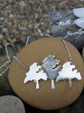 Ruth Makes Jewellery