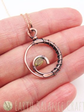 Grassy Meadow Pendant